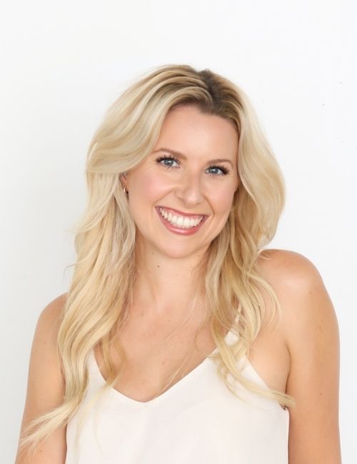 Headshot of CITYPRETTY Reiki practitioner Alison Papazois