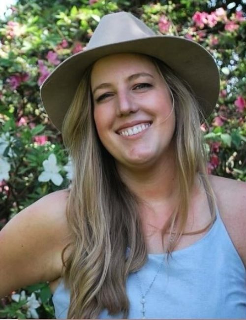 Headshot of Lauren Sabatier, CITYPRETTY Reiki Healer